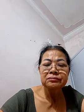 Hotestlove online show from 12-19-25, 12:34