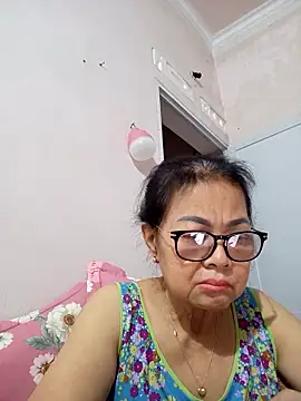 Hotestlove online show from 04-29-26, 10:27