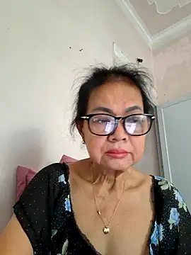 Snapshot of Hotestlove chatting on 07-02-26, 11:44 Hotestlove online show from 07-02-26, 11:44