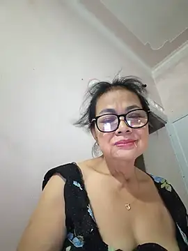 Snapshot of Hotestlove chatting on 07-03-26, 12:00 Hotestlove online show from 07-03-26, 12:00