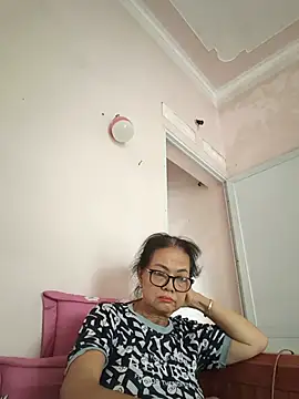 Snapshot of Hotestlove chatting on 07-27-26, 03:24 Hotestlove online show from 07-27-26, 03:24