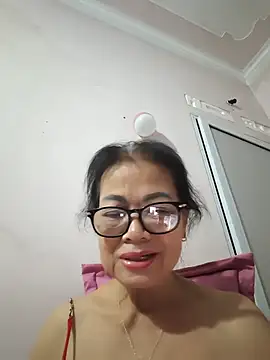 Snapshot of Hotestlove chatting on 07-28-26, 02:13 Hotestlove online show from 07-28-26, 02:13