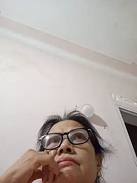 Snapshot of Hotestlove chatting on 08-04-26, 02:30 Hotestlove online show from 08-04-26, 02:30