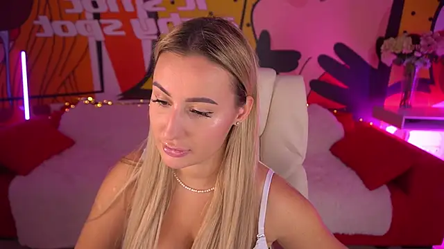 LiaBrazzerr online show from 11-03-25, 02:29