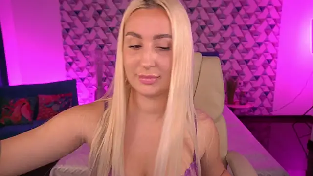 LiaBrazzerr online show from 05-16-26, 02:27