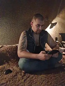 Foxyshaved online show from 10-21-25, 01:39