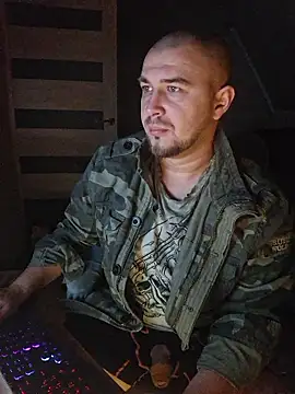 Foxyshaved online show from 01-18-26, 05:11