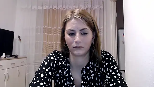 Snapshot of DagmarieFlirt chatting on 12-29-24, 10:25 DagmarieFlirt online show from 12-29-24, 10:25