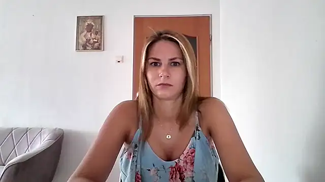 Snapshot of DagmarieFlirt chatting on 01-28-25, 07:11 DagmarieFlirt online show from 01-28-25, 07:11