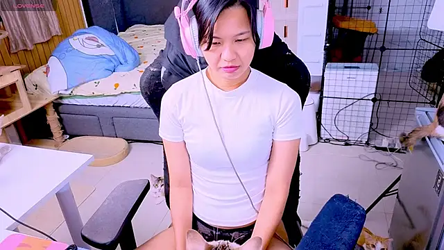 Kana G online show from 03-09-26, 04:33