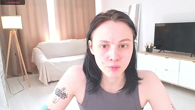 MaryCoopeer online show from 05-15-26, 05:25