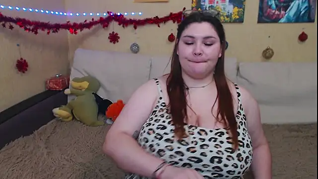 JuliaKeln online show from 12-29-24, 05:33