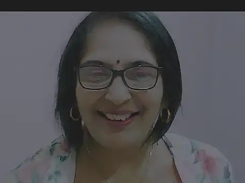 Snapshot of sexy69hotmum chatting on 12-20-24, 09:21 sexy69hotmum online show from 12-20-24, 09:21