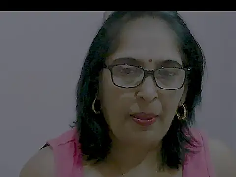 Snapshot of sexy69hotmum chatting on 12-27-24, 11:39 sexy69hotmum online show from 12-27-24, 11:39