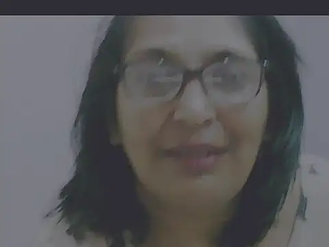 Snapshot of sexy69hotmum chatting on 12-30-24, 05:55 sexy69hotmum online show from 12-30-24, 05:55