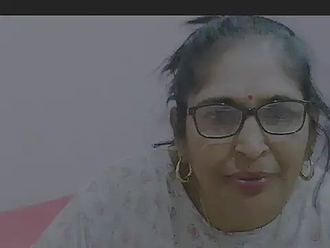 Snapshot of sexy69hotmum chatting on 01-10-25, 02:13 sexy69hotmum online show from 01-10-25, 02:13