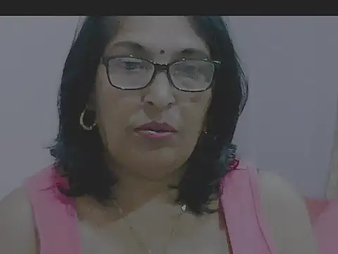 Snapshot of sexy69hotmum chatting on 01-17-25, 01:13 sexy69hotmum online show from 01-17-25, 01:13