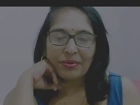 Snapshot of sexy69hotmum chatting on 01-28-25, 10:34 sexy69hotmum online show from 01-28-25, 10:34