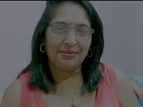 Snapshot of sexy69hotmum chatting on 03-06-25, 11:58 sexy69hotmum online show from 03-06-25, 11:58
