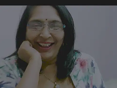 Snapshot of sexy69hotmum chatting on 03-07-25, 10:56 sexy69hotmum online show from 03-07-25, 10:56