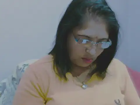 Snapshot of sexy69hotmum chatting on 09-19-25, 01:23 sexy69hotmum online show from 09-19-25, 01:23