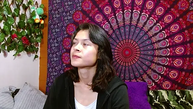 Snapshot of AbbySccott chatting on 01-21-25, 01:18 AbbySccott online show from 01-21-25, 01:18