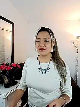 Snapshot of valeriahunter1 chatting on 02-13-25, 10:00 valeriahunter1 online show from 02-13-25, 10:00