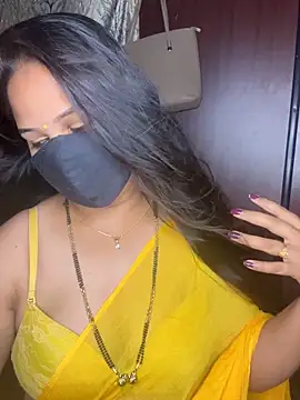 Snapshot of kannadatelugugirl chatting on 03-02-26, 12:35 kannadatelugugirl online show from 03-02-26, 12:35