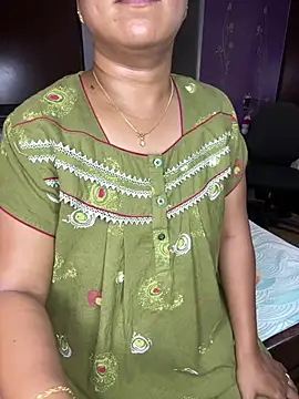 Snapshot of kannadatelugugirl chatting on 04-01-26, 06:14 kannadatelugugirl online show from 04-01-26, 06:14