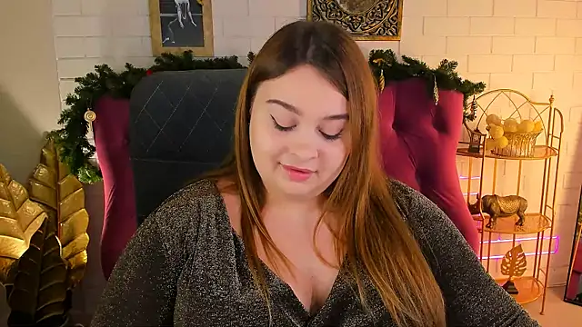 Snapshot of KimberlyMaran chatting on 12-15-24, 12:06 KimberlyMaran online show from 12-15-24, 12:06