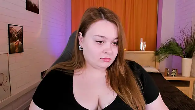 Snapshot of KimberlyMaran chatting on 01-28-25, 09:19 KimberlyMaran online show from 01-28-25, 09:19