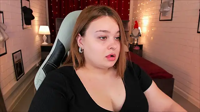 Snapshot of KimberlyMaran chatting on 02-07-25, 09:05 KimberlyMaran online show from 02-07-25, 09:05