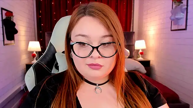 Snapshot of KimberlyMaran chatting on 03-09-25, 03:38 KimberlyMaran online show from 03-09-25, 03:38