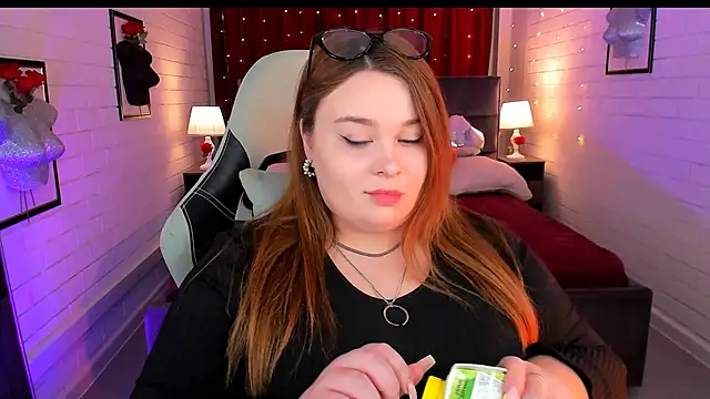 Snapshot of KimberlyMaran chatting on 03-12-25, 09:12 KimberlyMaran online show from 03-12-25, 09:12