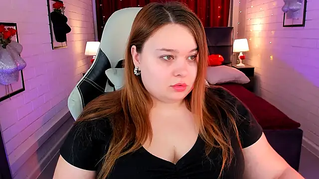 Snapshot of KimberlyMaran chatting on 03-14-25, 09:03 KimberlyMaran online show from 03-14-25, 09:03