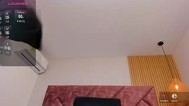 Snapshot of Gabriela_1x chatting on 10-17-25, 12:41 Gabriela 1x online show from 10-17-25, 12:41