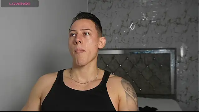 Muscle King Cum online show from 05-06-26, 01:49