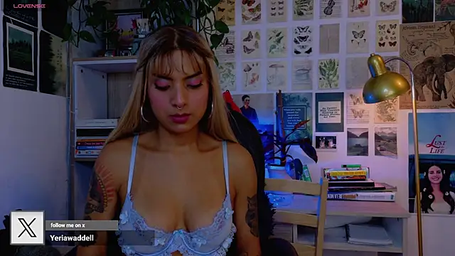 Yeriawaddell  online show from 06-26-26, 11:53