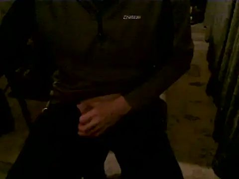 Snapshot of hornyman18cm39 chatting on 01-01-25, 06:58 hornyman18cm39 online show from 01-01-25, 06:58