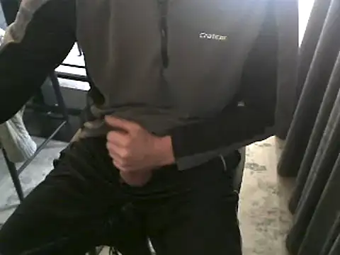 Snapshot of hornyman18cm39 chatting on 01-02-25, 10:58 hornyman18cm39 online show from 01-02-25, 10:58