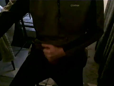 Snapshot of hornyman18cm39 chatting on 01-24-25, 09:17 hornyman18cm39 online show from 01-24-25, 09:17