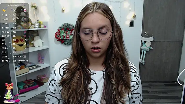 Valery7rose  online show from 12-05-24, 09:39