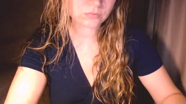 Snapshot of fiona_cute_2 chatting on 07-19-26, 07:39 fiona cute 2 online show from 07-19-26, 07:39