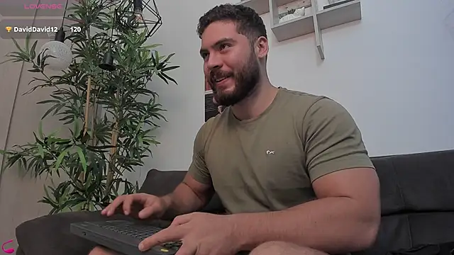 SebastianVilla  online show from 11-16-25, 09:09