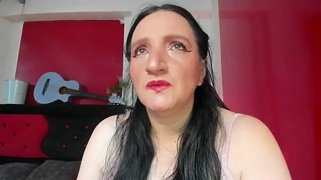 Snapshot of Andrefoxx_ chatting on 09-10-25, 03:06 Andrefoxx online show from 09-10-25, 03:06