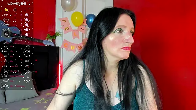 Snapshot of Andrefoxx_ chatting on 10-09-25, 04:10 Andrefoxx online show from 10-09-25, 04:10