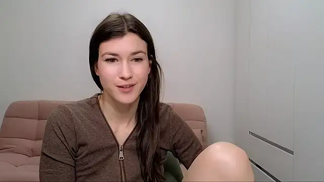 AliciaNewell online show from 12-18-24, 07:58
