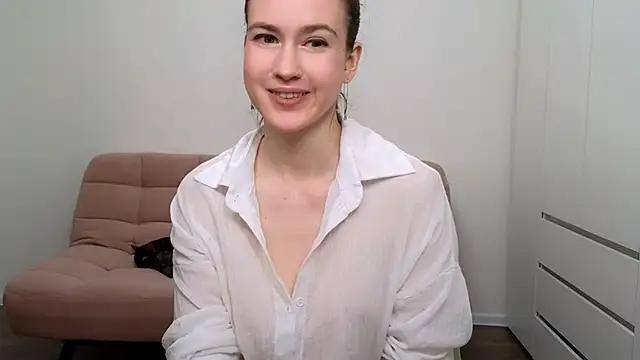 AliciaNewell online show from 03-15-25, 05:30