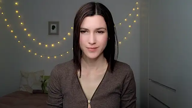 AliciaNewell online show from 05-30-26, 05:10