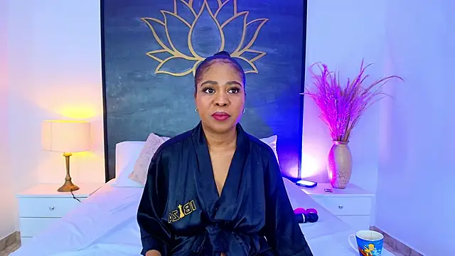 AlisonTravis online show from 04-30-26, 03:13